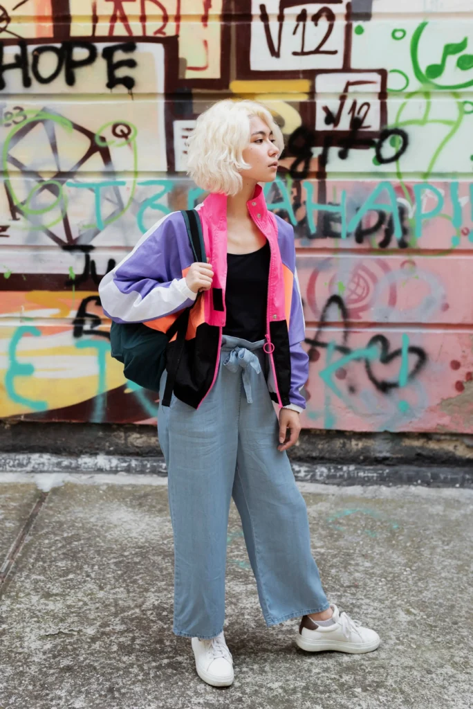 Baggy Jeans Outfits: 10 Chic and Casual Ways to Wear Them