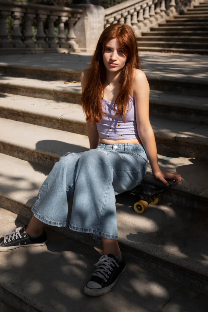 10 Stylish Baggy Jeans Outfits That Instantly Transform You