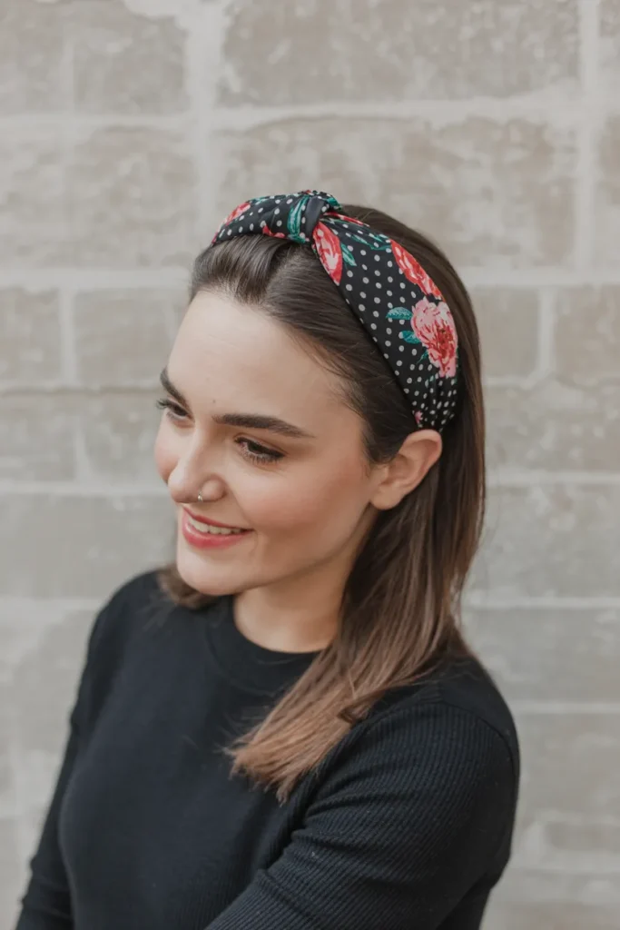 . Printed Headband With an All-Black Outfit