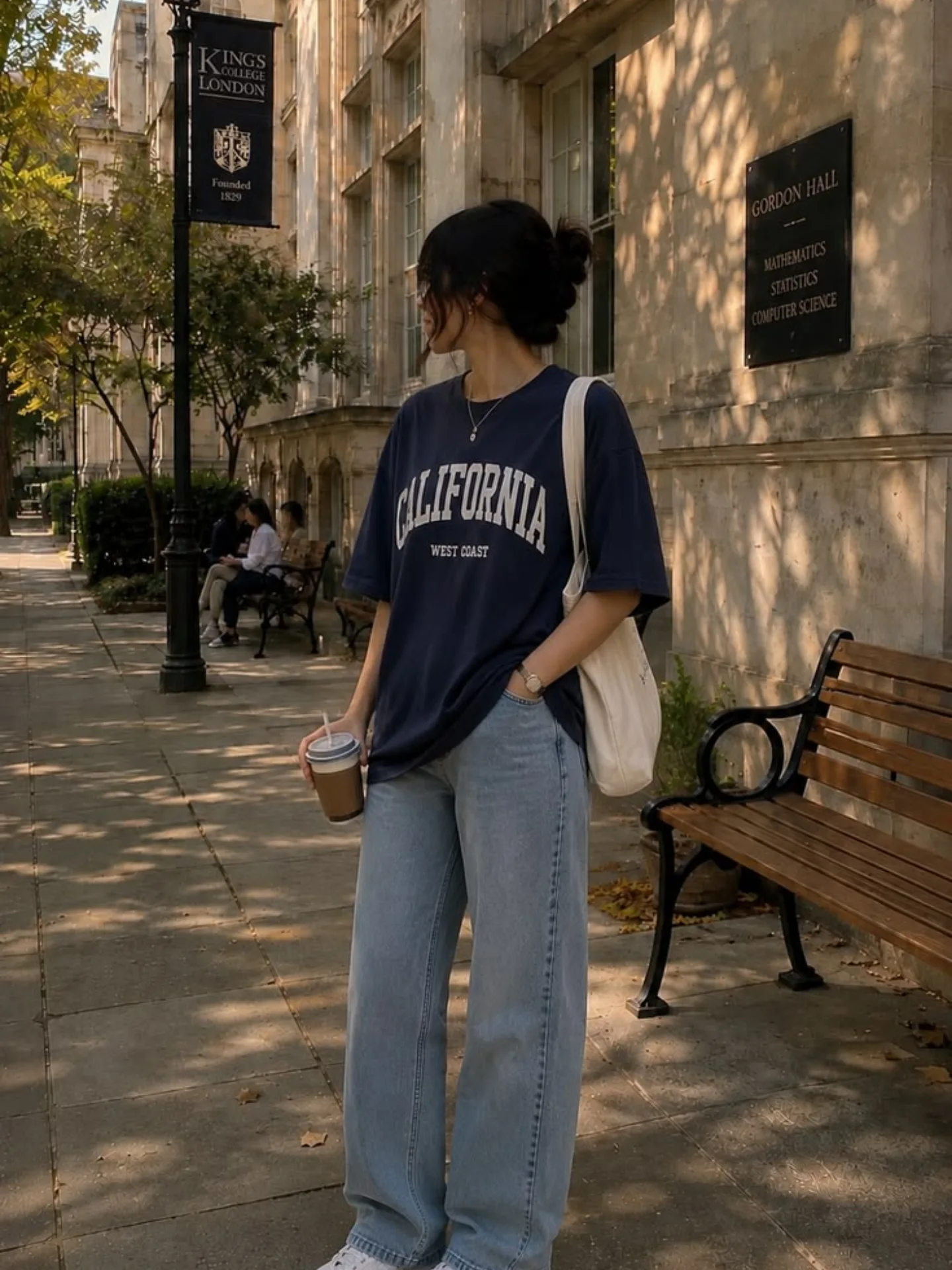 College street style outfit